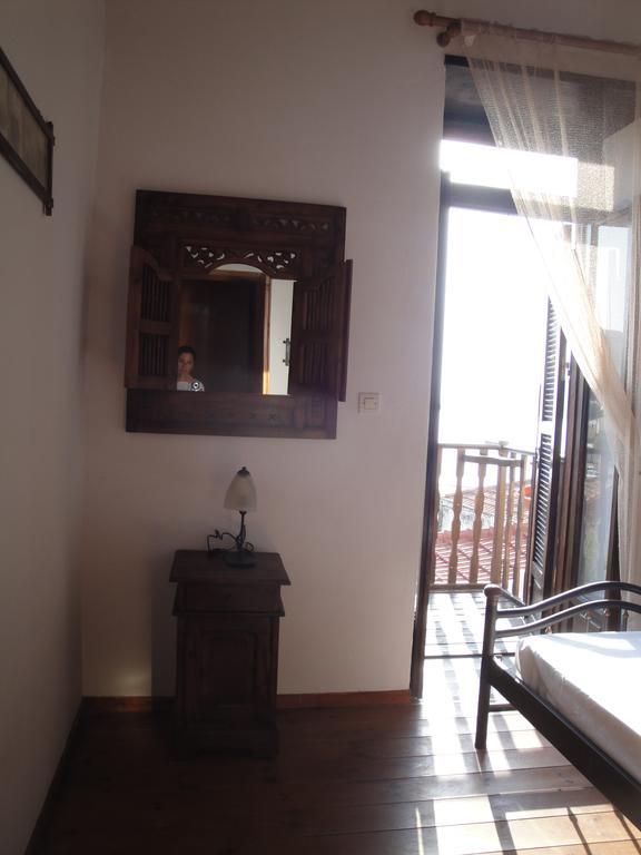 Villa Chrysodimi Chalki Town Habitación foto