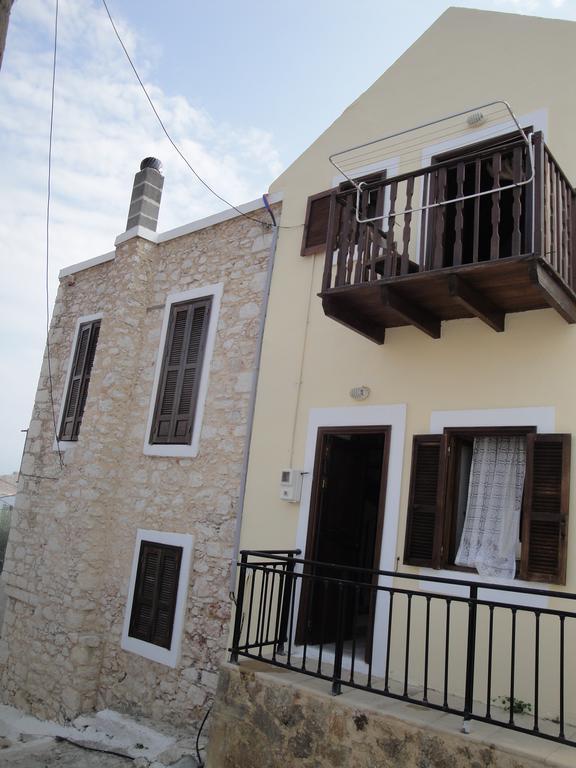 Villa Chrysodimi Chalki Town Habitación foto